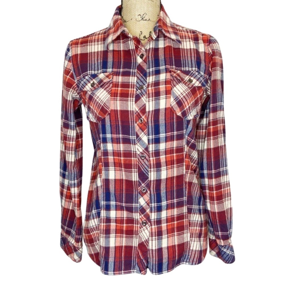 Natural Reflections Plaid Flannel Button Up Size S